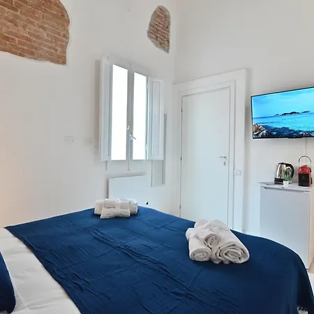 Izzhome Heart Cagliari